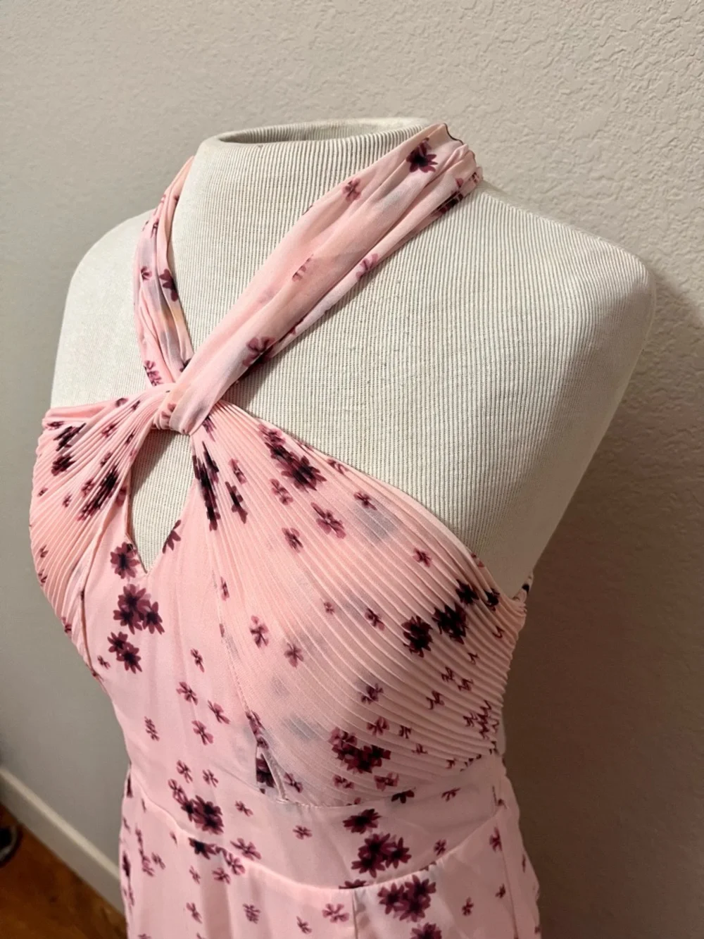 LuLu’s Pink Floral Halter Tiered Midi Dress - Picture 2 of 7